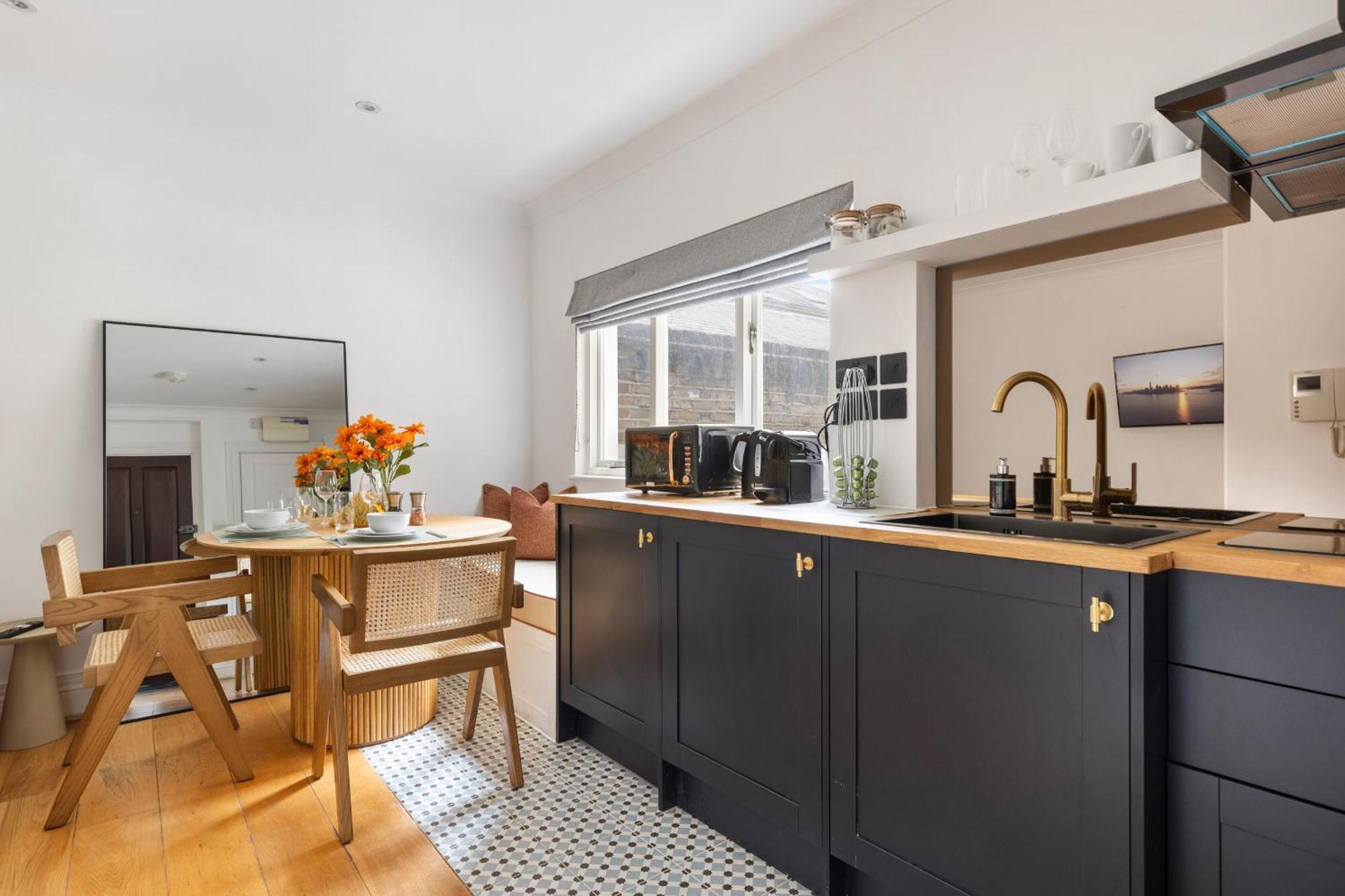 Luxurious Studio Retreat - La Reserve Knightsbridge ลอนดอน ภายนอก รูปภาพ